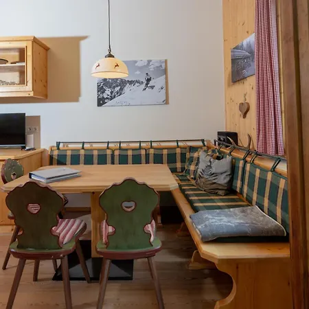 Alte Schule Auf Der Alm Teuchl