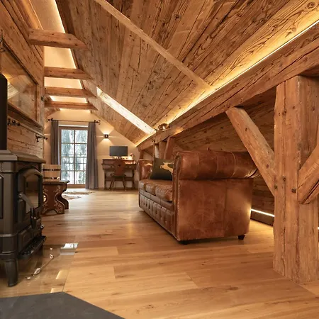 Alte Schule Auf Der Alm Apartman *