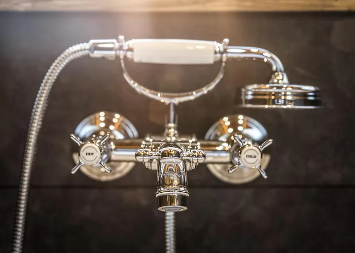 Alte Schule Auf Der Alm * Teuchl