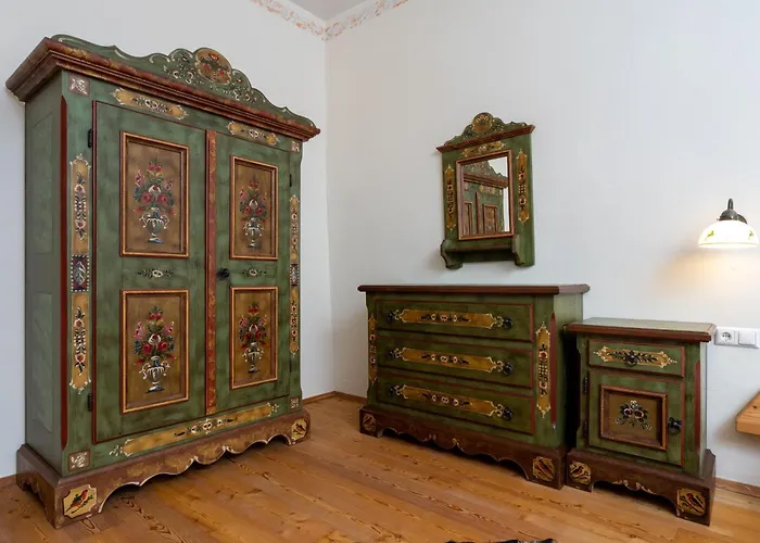 Alte Schule Auf Der Alm * Teuchl